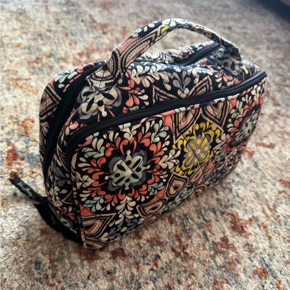 Vera Bradley makeup bag